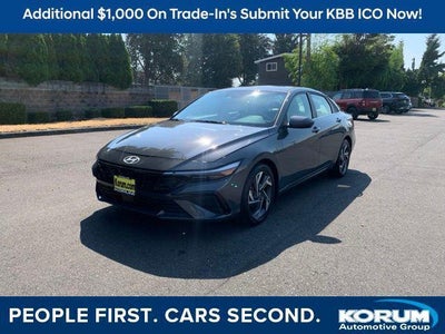 2024 Hyundai Elantra SEL 4DR Sedan