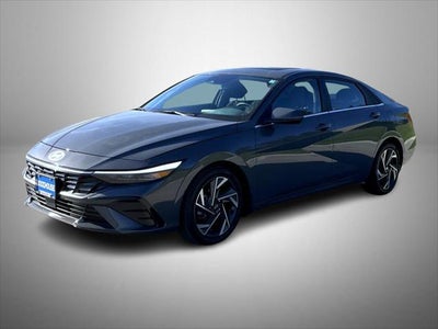 2024 Hyundai Elantra SEL 4DR Sedan