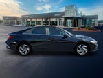 2024 Elantra Thumbnail 9