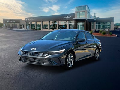 2024 Hyundai Elantra SEL 4DR Sedan