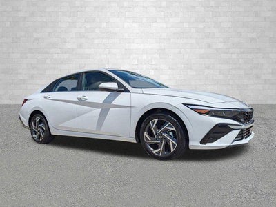Photo of a 2025 Hyundai Elantra SEL Convenience 4DR Sedan for sale