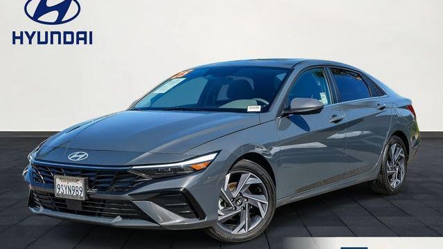 Preowned 2025 Hyundai ELANTRA SEL Convenience for Sale