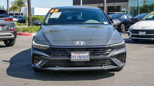 2025 Hyundai ELANTRA SEL Convenience