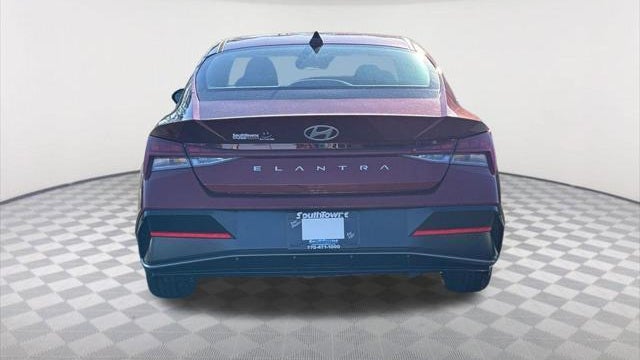 2025 Hyundai ELANTRA SEL Convenience