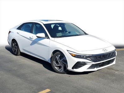 2025 Hyundai Elantra SEL Convenience 4DR Sedan