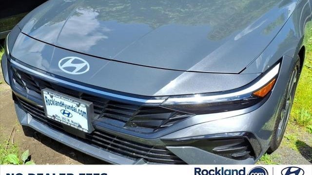 2025 Hyundai ELANTRA SEL Convenience