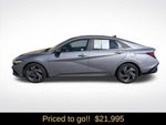 2025 Elantra Thumbnail 3