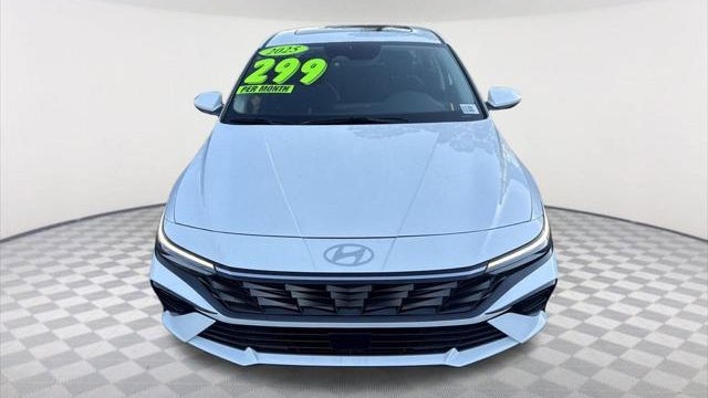 2025 Hyundai ELANTRA SEL Convenience