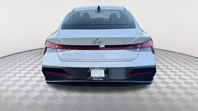 2025 Hyundai ELANTRA SEL Convenience