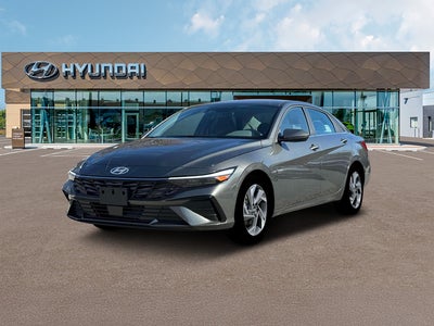 2025 Hyundai Elantra SEL Convenience 4DR Sedan
