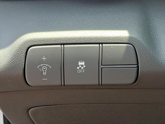 2026 Hyundai Elantra - $23,560