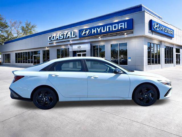 2026 Hyundai Elantra - $26,698