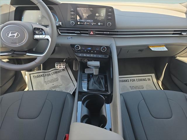 2026 Hyundai Elantra - $22,621