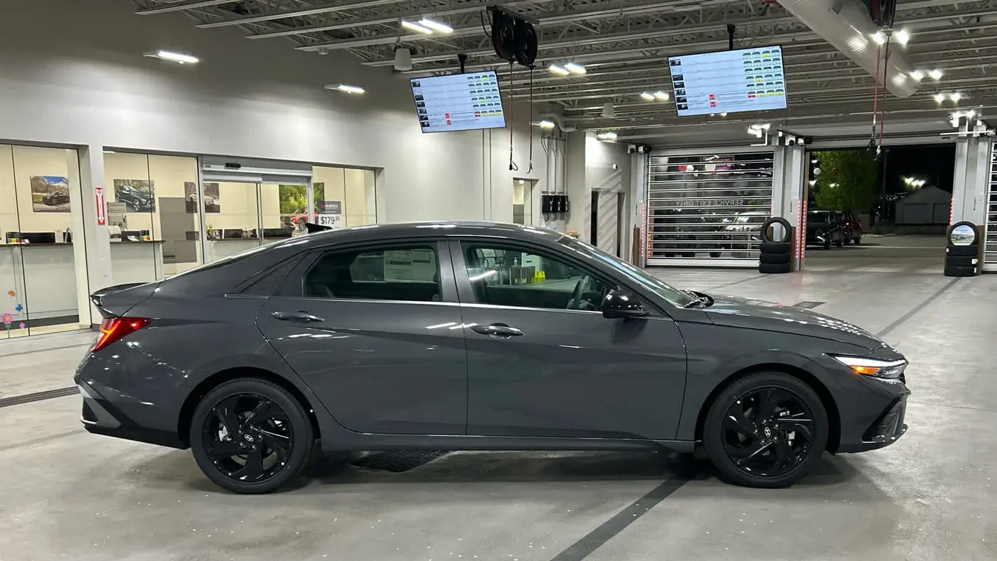 2026 Hyundai ELANTRA SEL Sport Premium