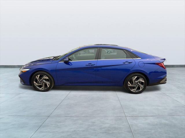 2024 Hyundai Elantra - $20,200