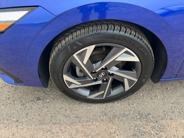 2024 Hyundai Elantra - $20,200