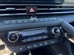 2024 Elantra Thumbnail 25