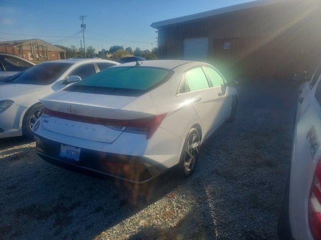 2024 Hyundai Elantra - $18,943