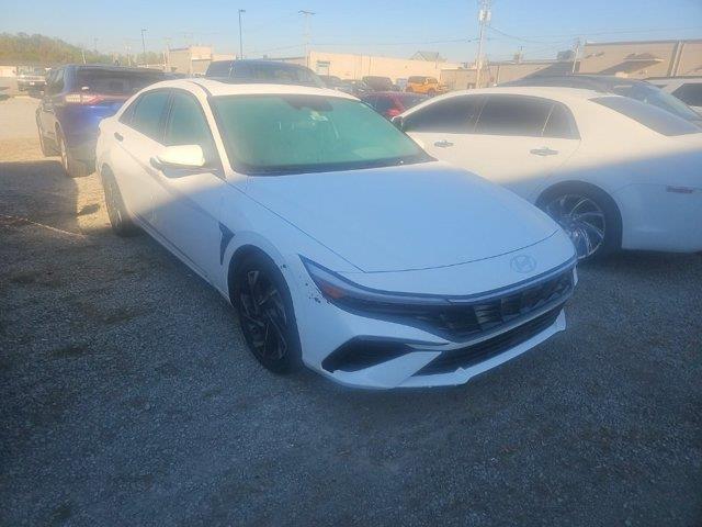 2024 Hyundai Elantra - $18,943