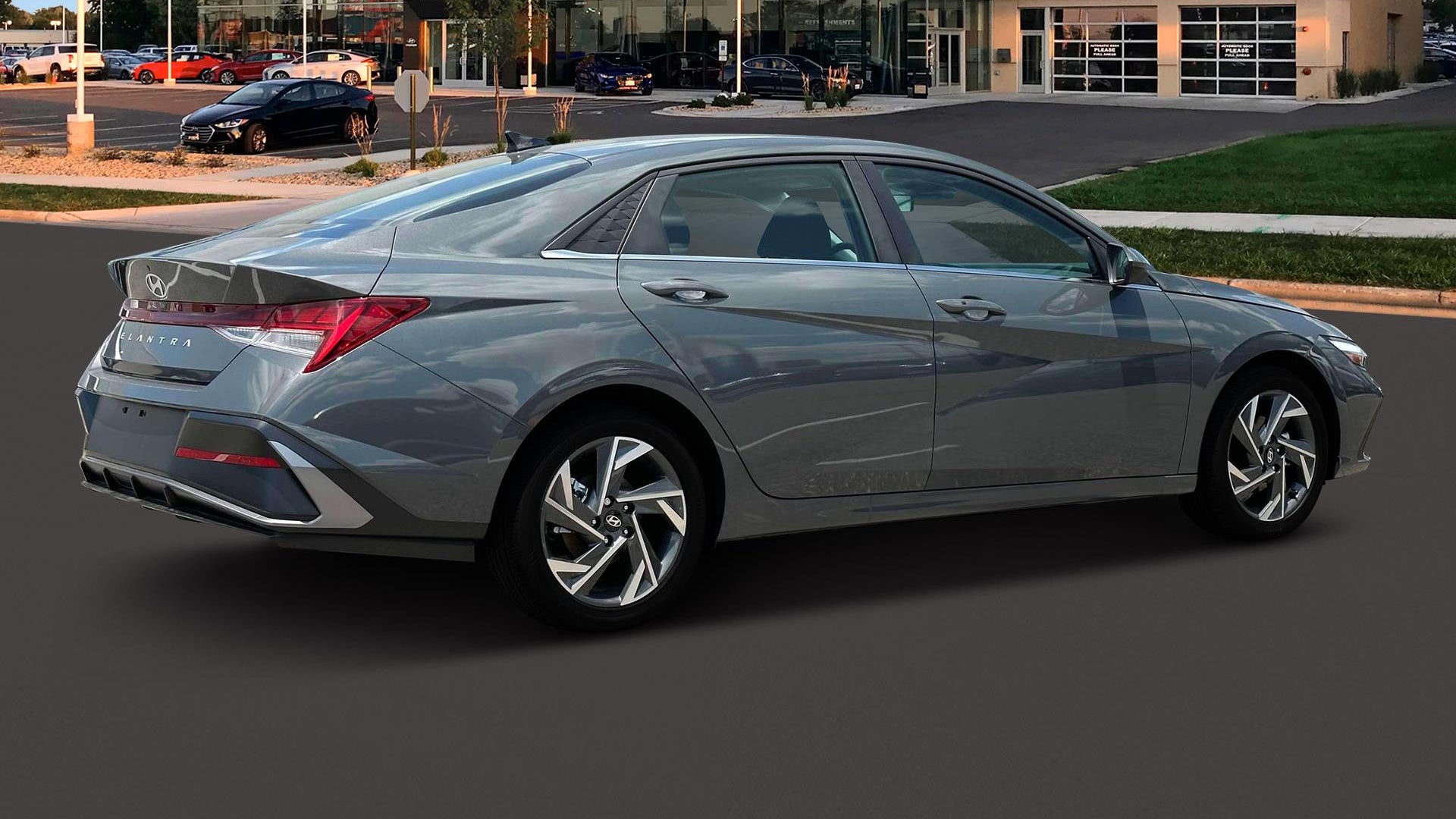 2024 Hyundai ELANTRA SEL