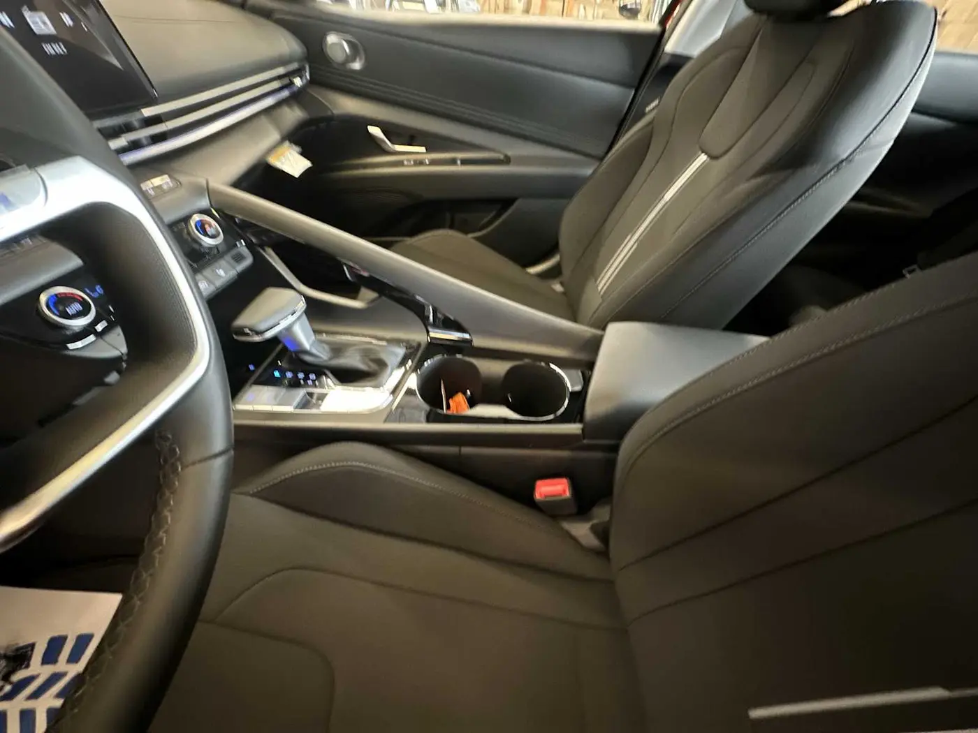 2025 Hyundai Elantra - $24,995