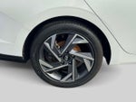 2025 Elantra Thumbnail 6
