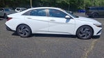 2025 Elantra Thumbnail 9