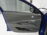 2025 Elantra Thumbnail 11