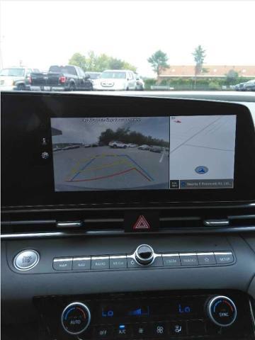 2025 Hyundai Elantra - $19,904