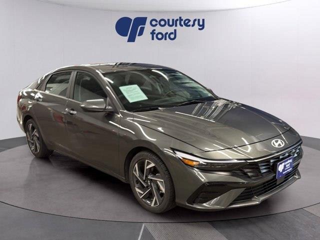 2025 Hyundai Elantra - $23,990