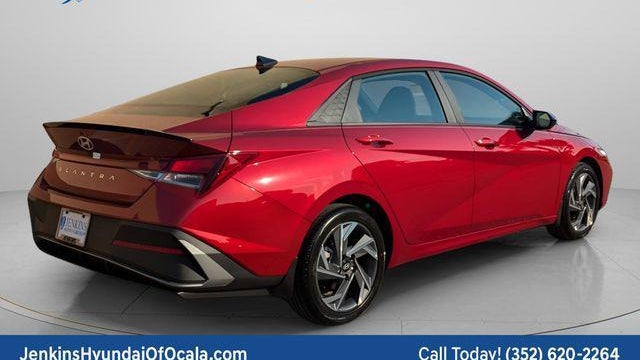 2025 Hyundai ELANTRA SEL Convenience