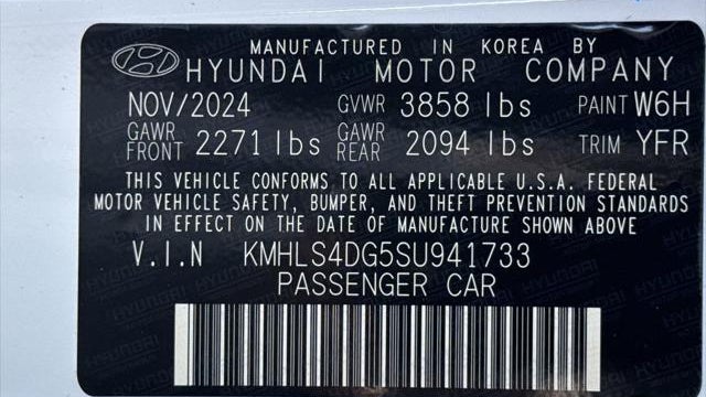 2025 Hyundai ELANTRA SEL Convenience