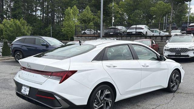 2025 Hyundai ELANTRA SEL Convenience