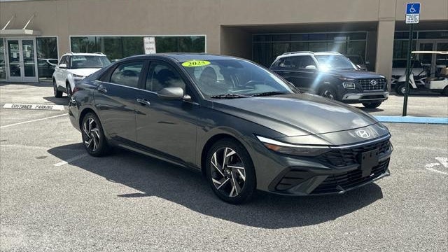 2025 Hyundai ELANTRA SEL Convenience