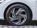 2025 Elantra Thumbnail 31