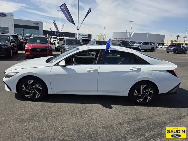 2025 Hyundai Elantra - $19,777