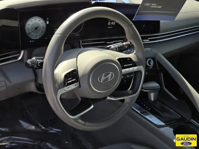 2025 Hyundai Elantra - $19,777