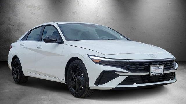 2026 Hyundai ELANTRA SEL Sport Premium