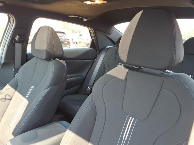 2026 Hyundai Elantra - $22,353