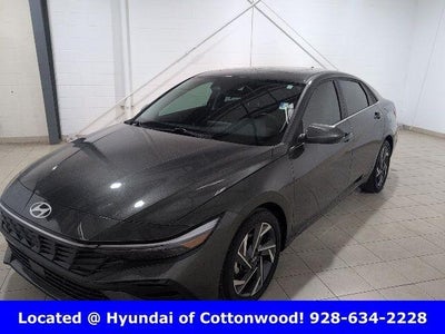2024 Hyundai Elantra SEL 4DR Sedan