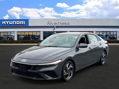 2024 Hyundai Elantra SEL 4DR Sedan