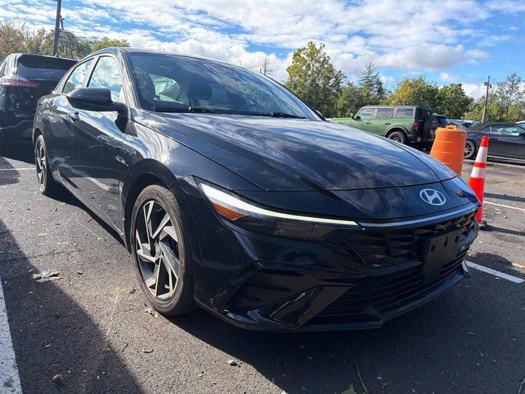 2024 Hyundai Elantra
