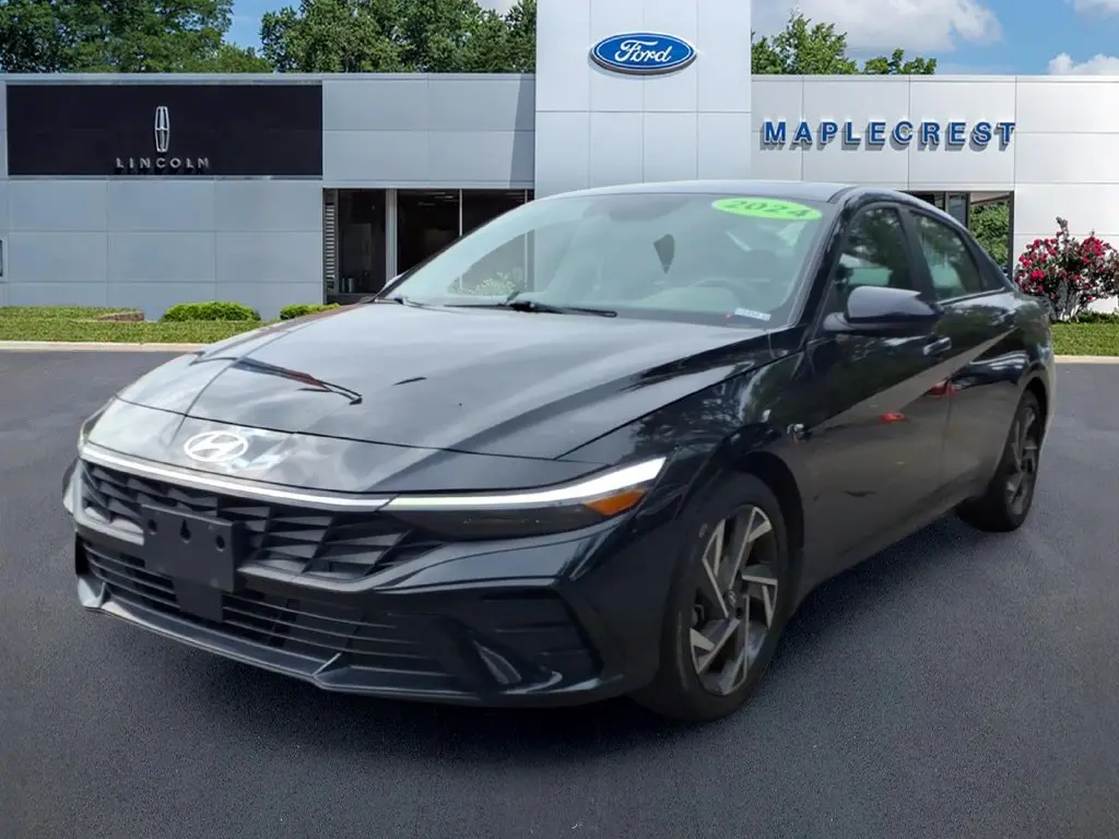 2024 Hyundai Elantra - $19,497