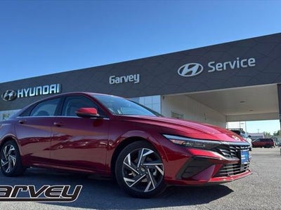 2024 Hyundai Elantra SEL 4DR Sedan