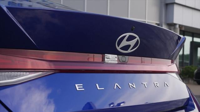 2025 Hyundai ELANTRA SEL Convenience