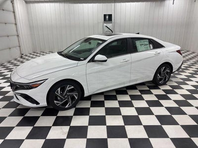 2025 Hyundai Elantra SEL Convenience 4DR Sedan