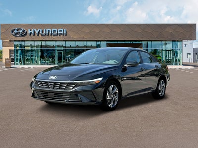 2025 Hyundai Elantra SEL Convenience 4DR Sedan
