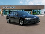 2025 Elantra Thumbnail 11