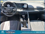 2025 Elantra Thumbnail 15
