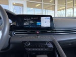 2025 Elantra Thumbnail 11